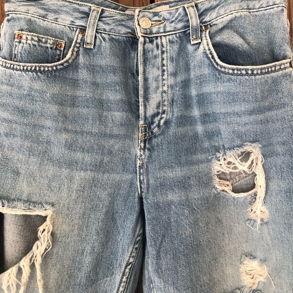 TopShop Moto W25 Hayden High Rise Ripped Jeans - Picture 5 of 9